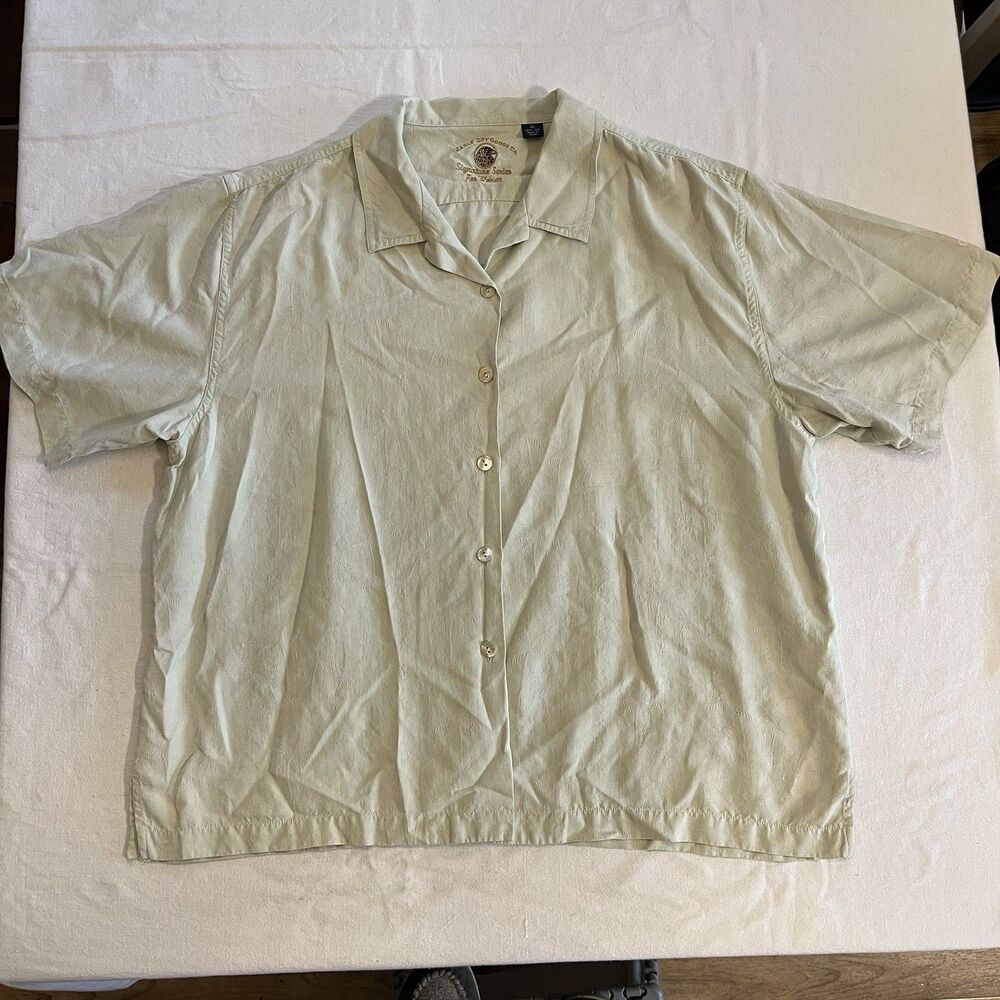 Eagle Dry Goods Co Signature Series For Women 100% Silk Shirt XL Beige Palm Tree